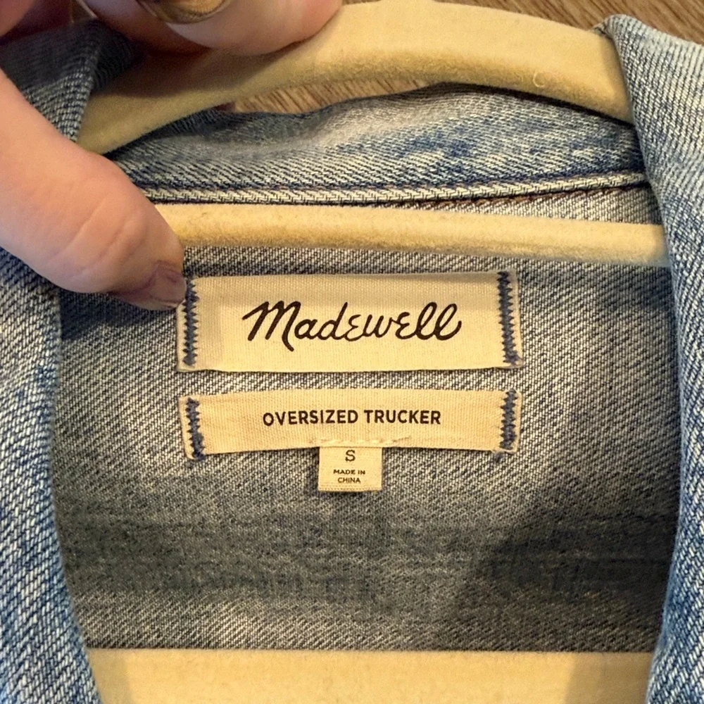 Madewell Oversized Trucker Jean Jacket - Picture 3 of 4
